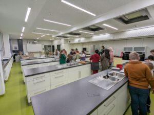 PXL_20231206_131527684.MP