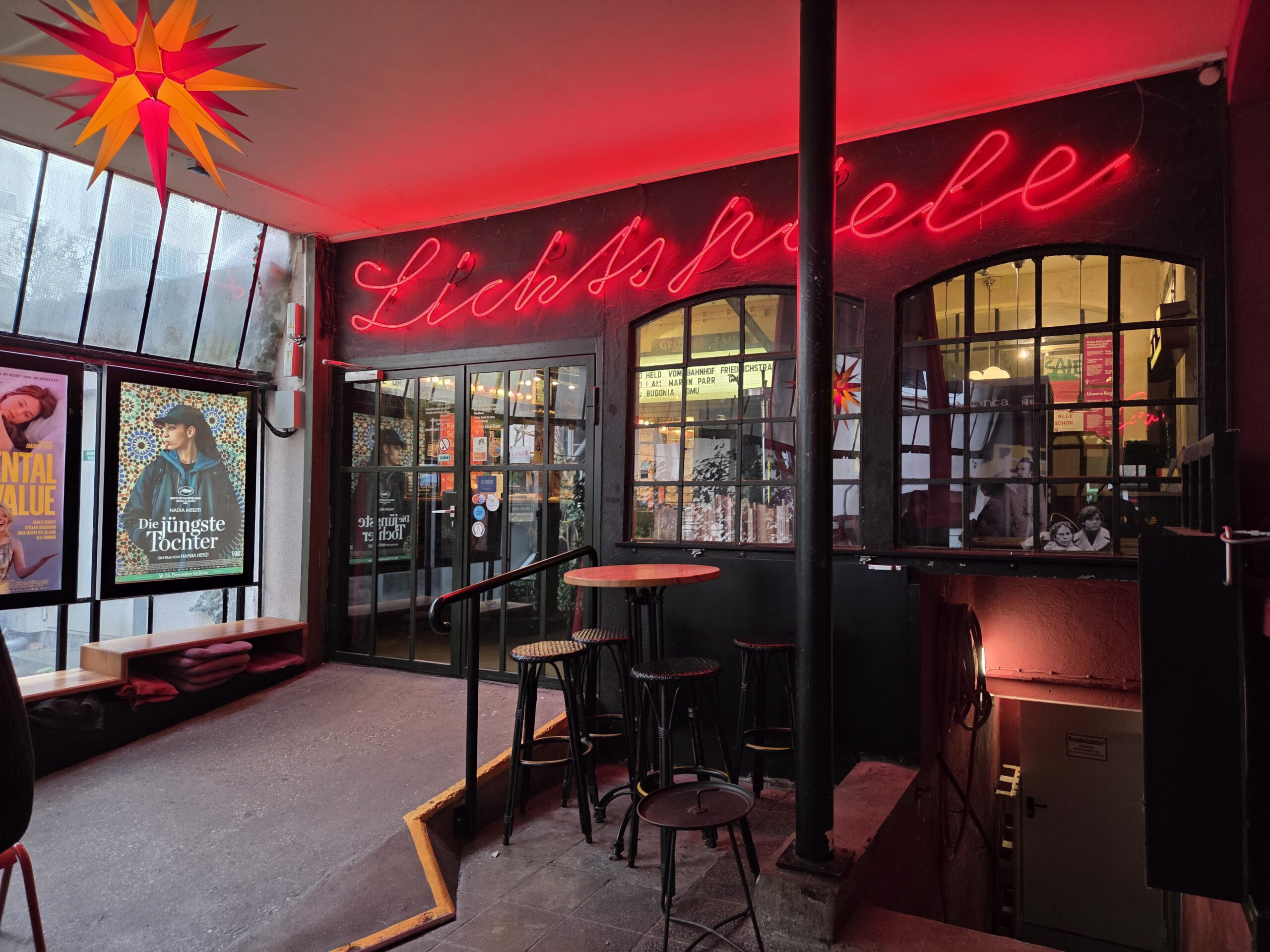 Mehr über den Artikel erfahren From Classroom to Cinema: Englischunterricht mal anders!